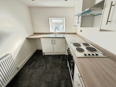 2 bedroom house to rent New Street, St. Helens, Merseyside, WA9 - Photo 5