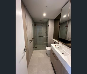 Furnished & Luxurious 1 bed 1 baths apartment + 1 car park above th... - Photo 4