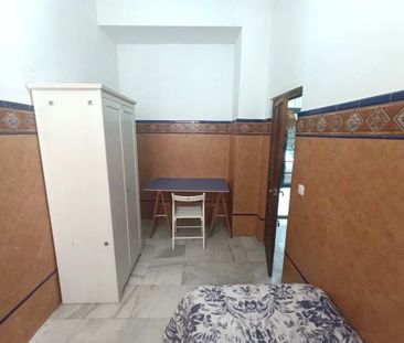 Calle Castellar, Sevilla, Andalusia 41003 - Photo 3