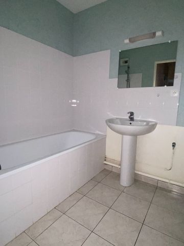 Location Appartement 3 pièces 65m² - Photo 5