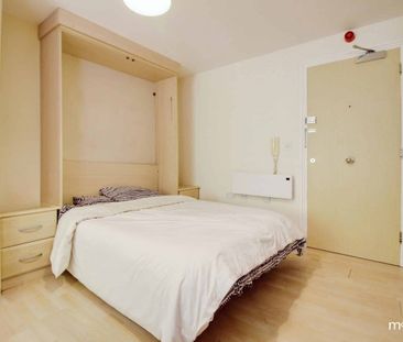 Thomas Edward Coard Building Cricklade Road, Swindon, Swindon, SN2 - Photo 2