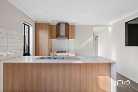 MODERN FAMILY LIVING IN A SOUGHT-AFTER LOCATION - Photo 5