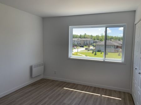 4½ 3588-204, Boul de l’Université (Juillet), Sherbrooke J1N 0C6 - Photo 3