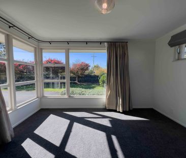 Spacious family home - Photo 5
