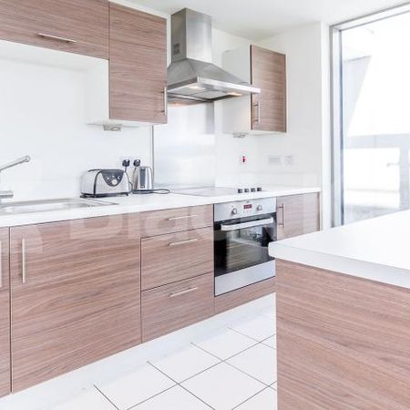 1 Bedroom, 1 bath, 1 reception Flat - Photo 3