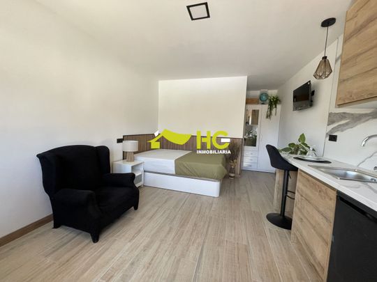 Alquiler Estudio en Urbanización - El Bosque, Villaviciosa De Odón - Photo 1