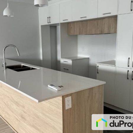 918, Verbe-Divin, Granby à louer - Photo 1