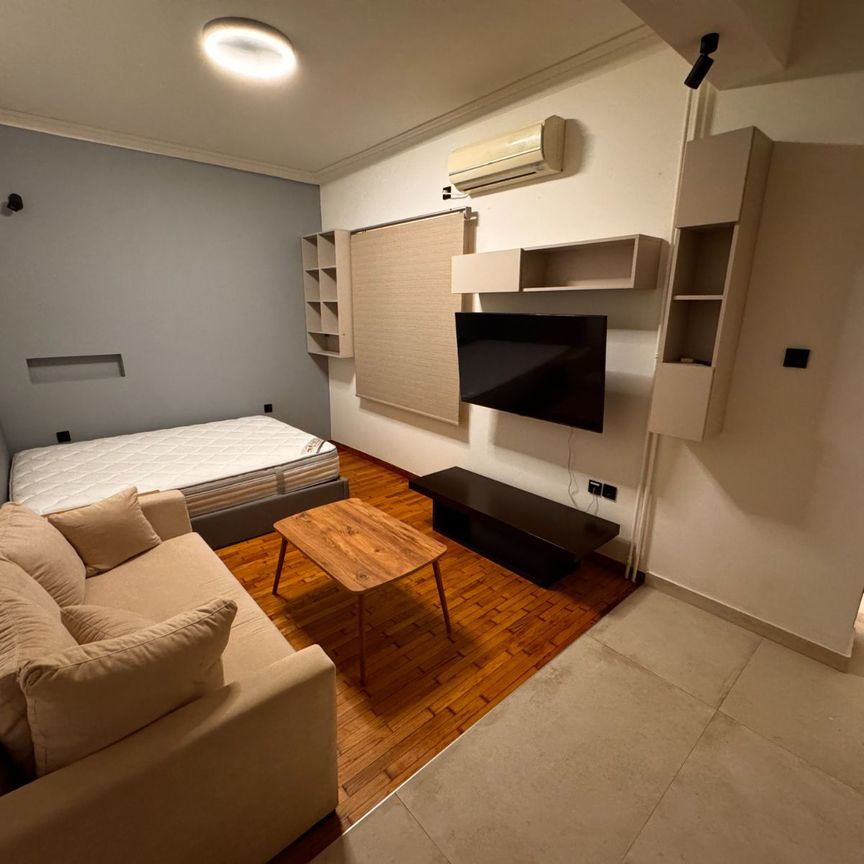 Studio/Γκαρσονιέρα για ενοικίαση - Παγκράτι, - Photo 1