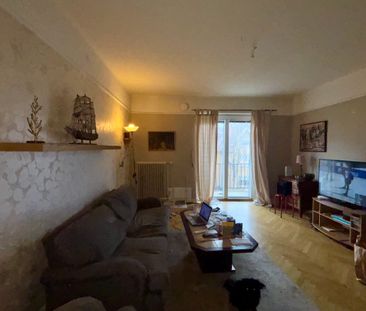 Första Villagatan 14 - Photo 1