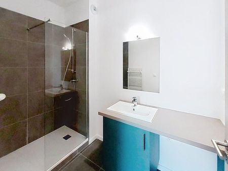 Location / Appartement T3 - Photo 2