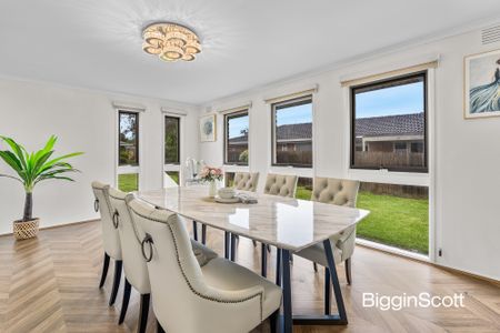 Renovated Family Entertainer in a Blue-Chip Location - Photo 5