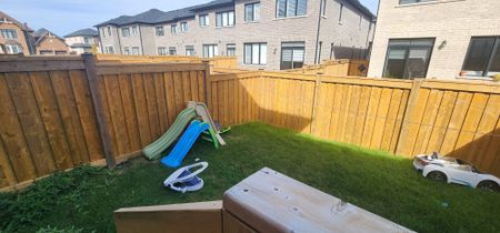 For Lease - 1543 Rose way N/A, Milton, Ontario - Photo 2