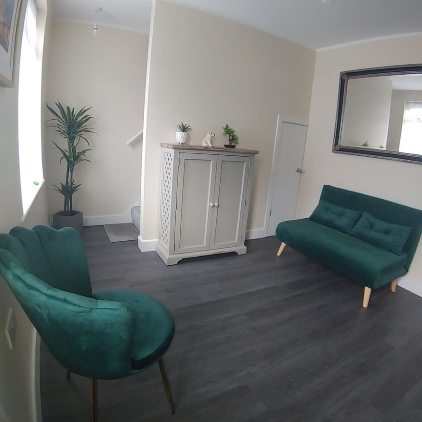 Room in a Shared House, Howard Rd, IG11 - Photo 1