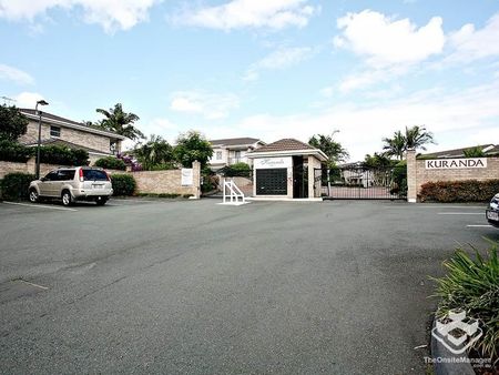 One of the best 3 bedrooms townhouse in Eight Mile Plains - Photo 5