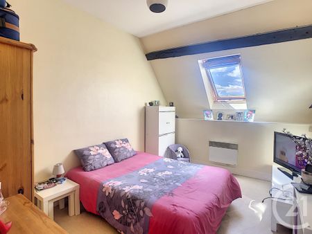 Location Appartement 1 pièce 25m² CREPY EN VALOIS 60800 - Photo 2