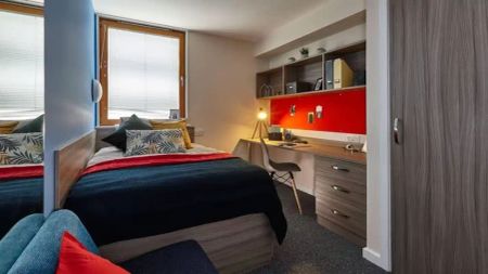 Double Ensuite - Photo 2