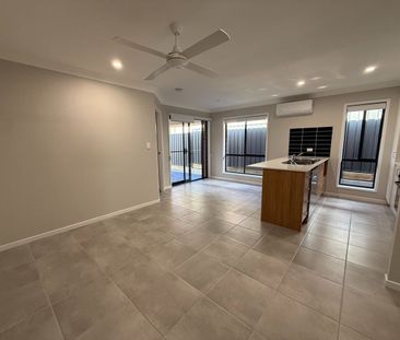 1/14 Silver Gum Cct, Edgeworth, NSW 2285 - Photo 3