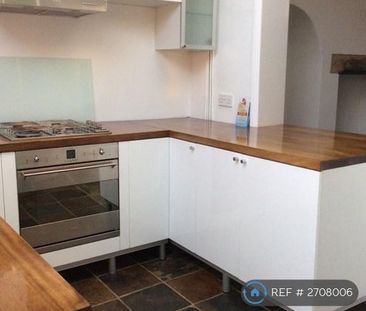 2 bedroom terraced house to rent - Photo 5