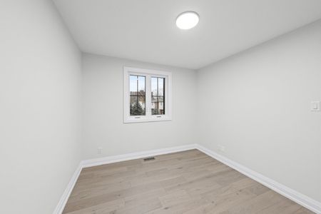 660 Hochelaga Street - 38 - Photo 4