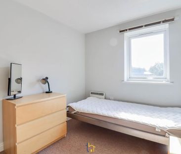 3 bedroom apartment to rent - Photo 4