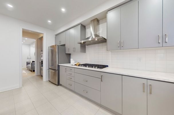 For Lease - 2096 Chris Mason Street, Oshawa, Ontario - Photo 1