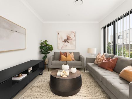 54 Mainstay Street, Moorebank NSW 2170 - House For Rent | Domain - Photo 2