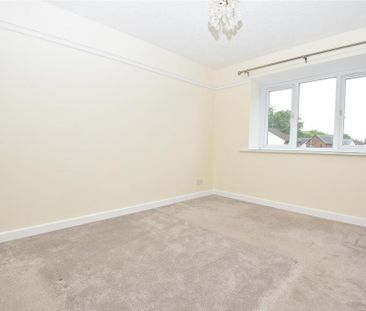 3 bedroom detached house to rent - Photo 5