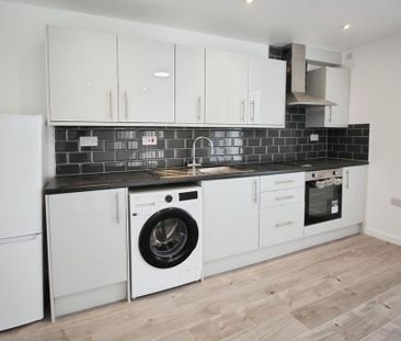 1 bedroom apartment to rent - Photo 4