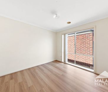 Family Home - Photo 5