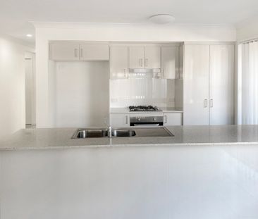 6 Lawson Road, - Photo 6