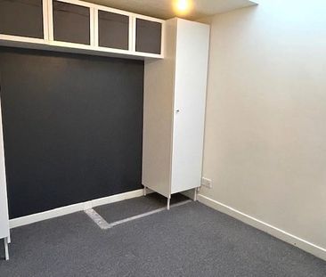 2 bedroom semi-detached house to rent - Photo 4