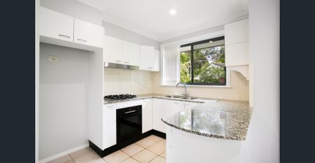 Lovely 3-bedroom townhouse - Photo 5