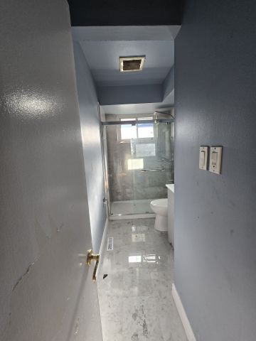 For Lease - 11 Durham Crescent, Brampton, Ontario - Photo 4