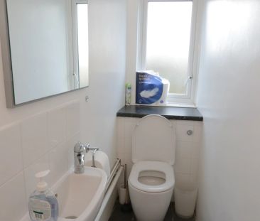 10 Panama House – Room 4 - Photo 3