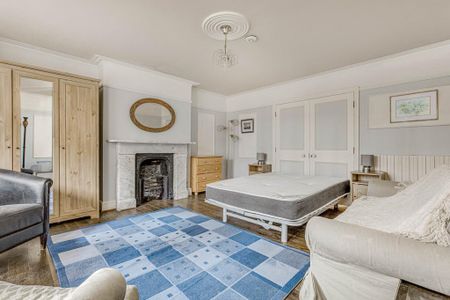 3 bedroom flat to rent - Photo 5