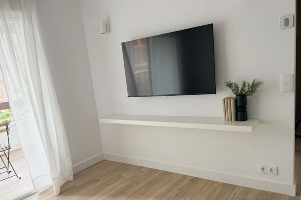 Apartamento de alquiler en Calle de Berlín, 9, Rincón Alto - Photo 1