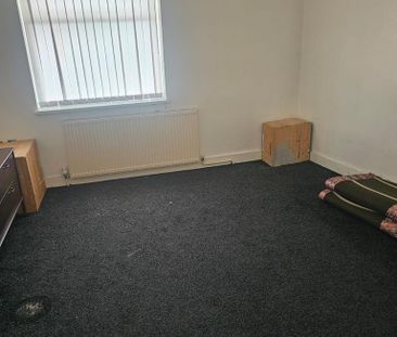 3 bedroom townhouse to rent - Photo 4