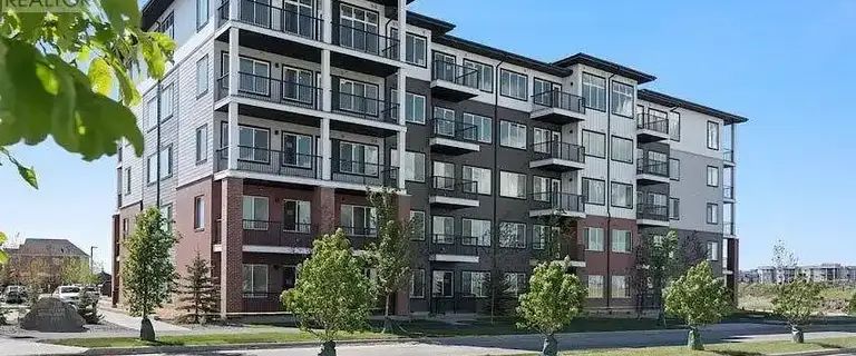 Beautiful 2 bedroom condo | 2318 - 395 Skyview Parkway Northeast, Calgary - Photo 1