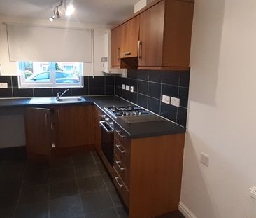 NEWLY REFURBISHED HOME – rare to market – immaculate 3 bed semi loc... - Photo 6