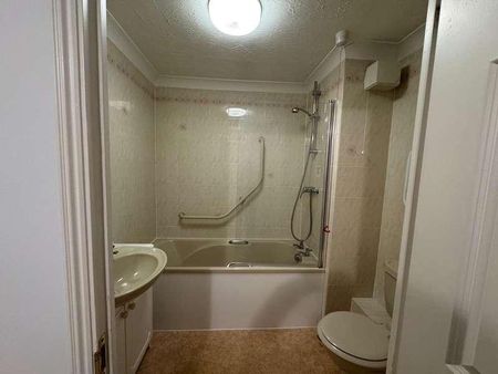 Bishops Court, Watford Road, HA0 - Photo 3