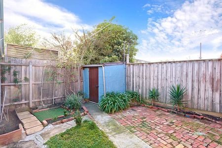 134 Lord Street, Richmond VIC 3121 - Photo 2