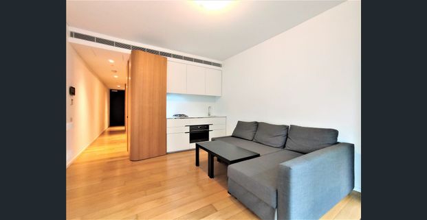 Spacious Furnished One Bedroom Suite - Photo 1