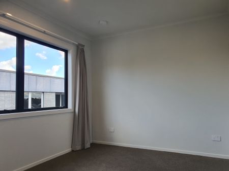 8/1152 Victoria Street - Photo 5