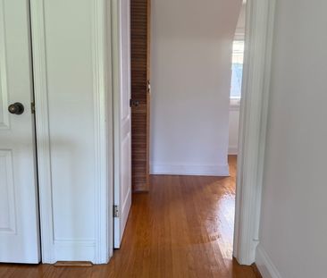 For Lease - 55 Craigmore Crescent, Toronto, Ontario - Photo 5
