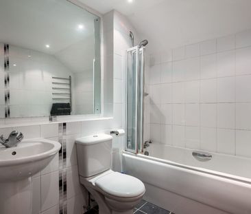 2 bedroom apartment to rent - Photo 3