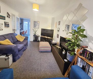 2 bedroom terraced house to rent - Photo 1