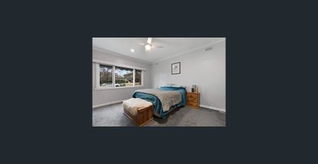 Spacious Family Home with Character and Convenience - Photo 3