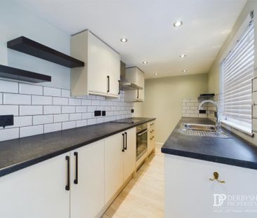 2 Bedroom Terraced House - Photo 4
