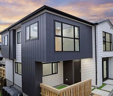 Modern Four-Bedroom Home, close to Westgate Mall - Photo 2