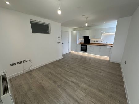 Edinburgh Gate, Harlow - Photo 3